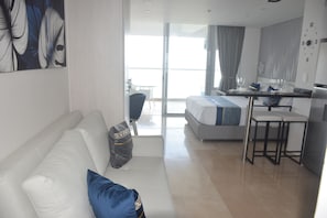 1 間睡房、熨斗/熨衫板、上網、床單