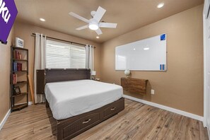 4 bedrooms, desk, iron/ironing board, travel cot