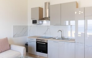 Frigorifero, forno, lavastoviglie, macchina per tè/caffè