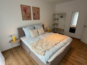 1 Schlafzimmer, Bügeleisen/Bügelbrett, WLAN, Bettwäsche