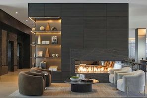 Lobby - Ac Hotel Auburn (Auburn)