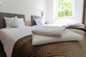 Standard Double Room, Garden View | Desk, laptop workspace, free WiFi