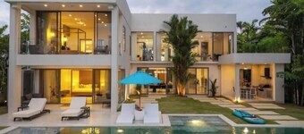 Phuket Bang Tao Beach Banyan Tree Laguna Golf High-end Villa 6 Bedrooms