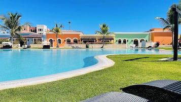 Apartamento de lujo, balcón, vistas al puerto deportivo | Wifi gratis