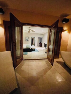 Luxury Apartment, Balcony, Marina View | Living area | 50-inch Smart TV with digital channels, Netflix, streaming services - Cap Cana Fishing Lodge (Punta Cana)