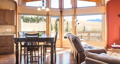 Elk View Lodge - Eagle Nest Cabin