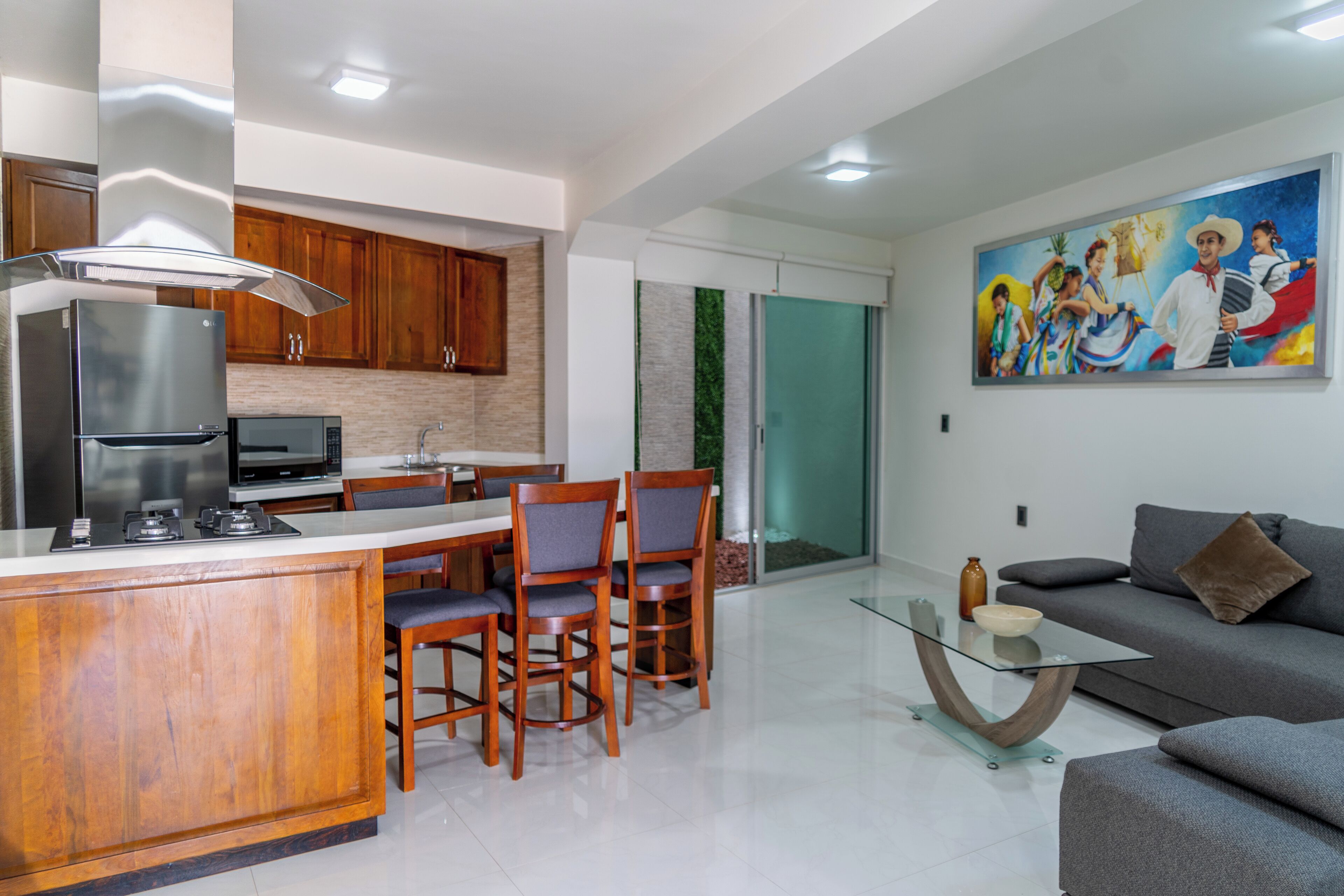 Deluxe-Suite, Stadtblick | Eigene Küche | Großer Kühlschrank, Mikrowelle, Herdplatte