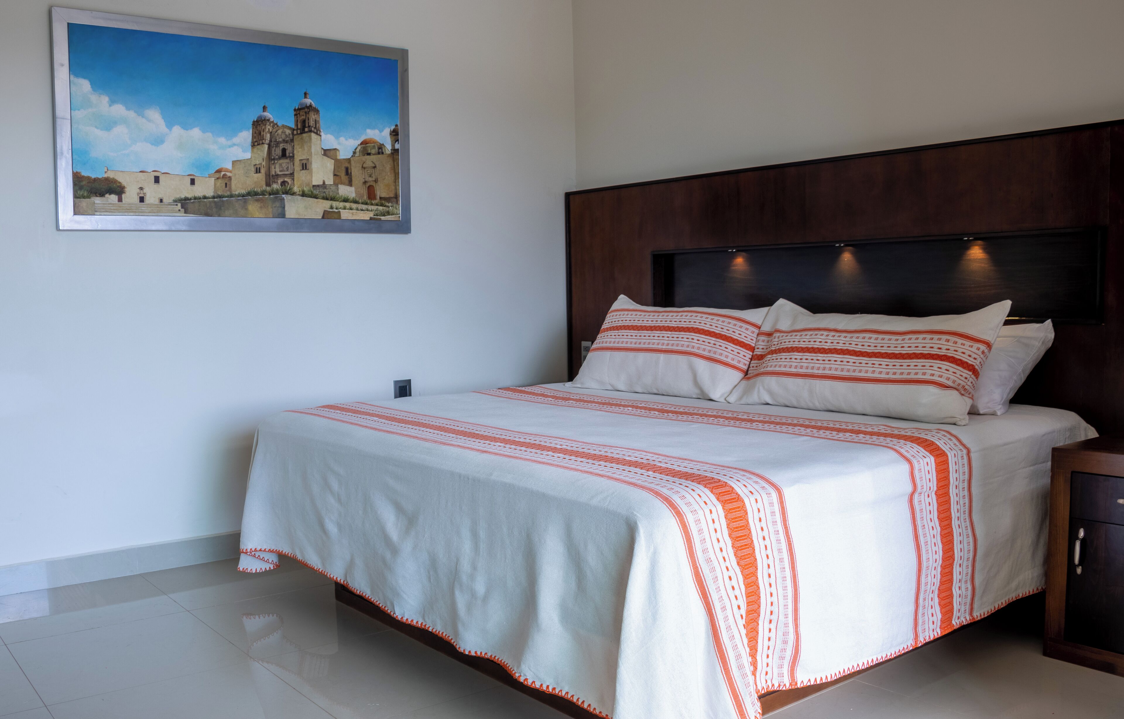 Deluxe Suite, City View | Blackout drapes, iron/ironing board, free WiFi