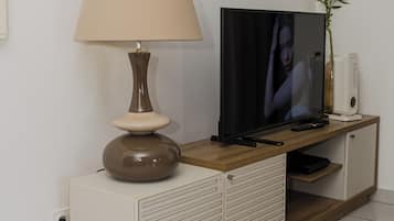 Studio – comfort, byutsikt | TV