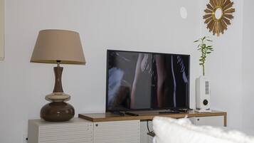 32-inch flat-screen TV with digital channels