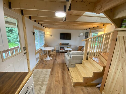 Rustic Homer Cabin w/ Moose Views & Quiet Porch