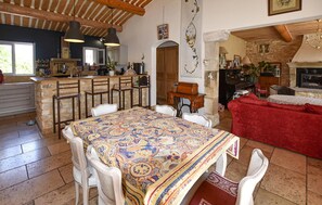 Dining - Maison avec piscine privée (Lacoste)