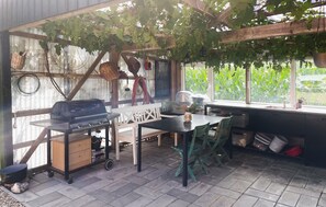 屋外ダイニングエリア