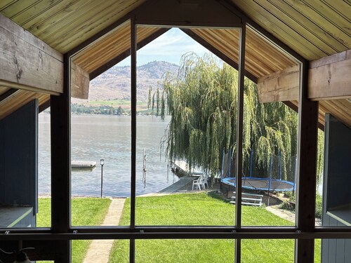 Osoyoos Snowbird Delight
