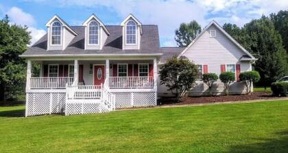 Private! Spacious. + Shiloh - Private. King size bed. Quiet, serene