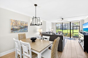 Interior - Ground Floor 2-bedroom condo in amazing Marco SouthSeas (Marco Island)