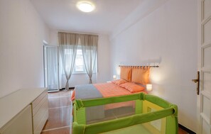 1 bedroom, iron/ironing board, travel crib, free WiFi