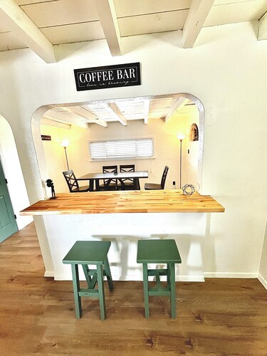 Amazing 3-bedroom house with AC in Grants right off historic Route 66