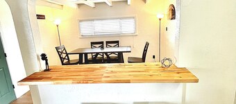 Amazing 3-bedroom house with AC in Grants right off historic Route 66