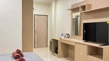 1 bedroom, internet, bed sheets