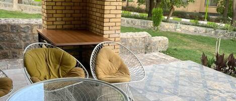 Comfort Villa, Garden View | Terrace/patio