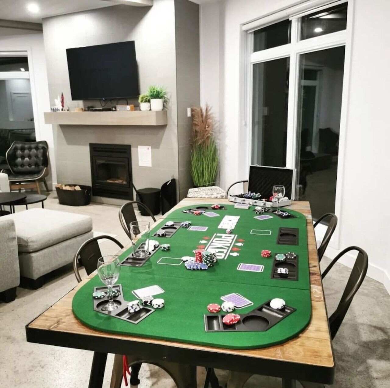 Spielezimmer