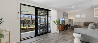 The Pandanus Retreat