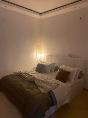 1 Schlafzimmer, Bügeleisen/Bügelbrett, kostenloses WLAN, Bettwäsche