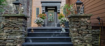 Toad Hall 1820s Historic Estate