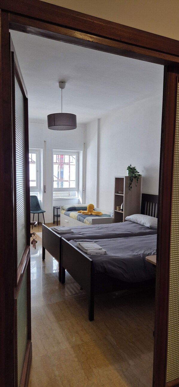 1 Schlafzimmer, Internetzugang