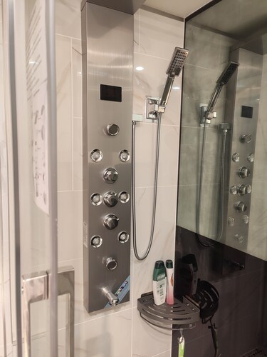 Easy Privacy Modern Stay with Ensite