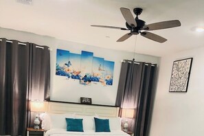 3 bedrooms, iron/ironing board, Internet, bed sheets