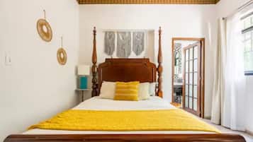 5 bedrooms, iron/ironing board, travel crib, WiFi (free)