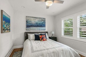 2 bedrooms, individually decorated, individually furnished, bed sheets
