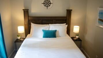 4 bedrooms, individually decorated, individually furnished, bed sheets