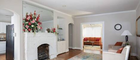 House, Multiple Beds, Patio, Garden View (Arlington Crescent Revival ) | Interior