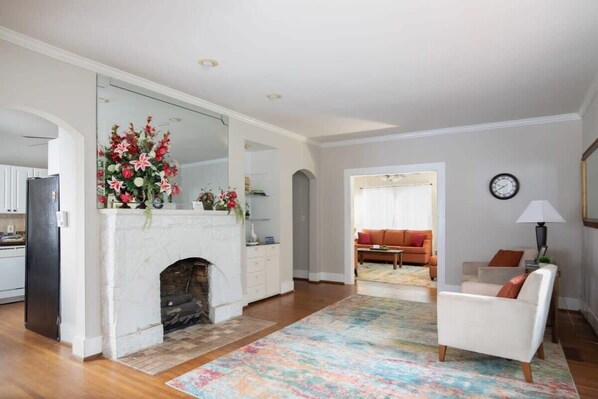 Casa, várias camas, varanda, vista para o jardim (Arlington Crescent Revival ) | Parte interna