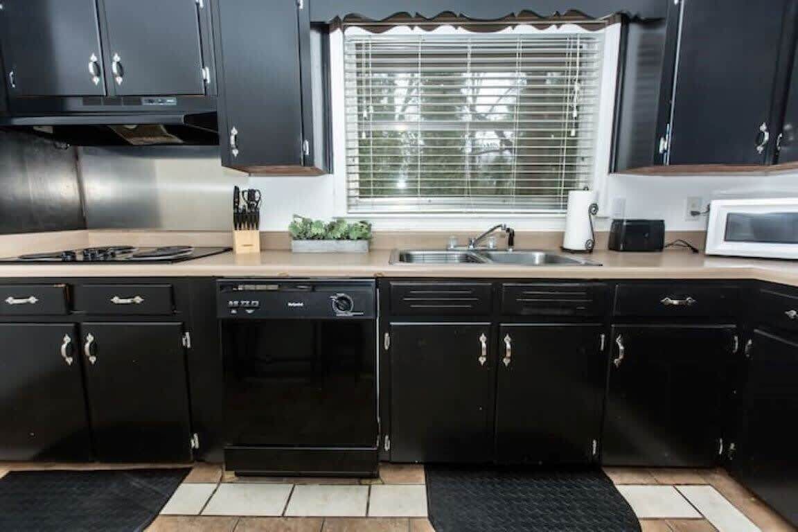 House, Multiple Beds, Patio, Garden View (Rose Drive Brickstone 8) | Private kitchen | Coffee/tea maker