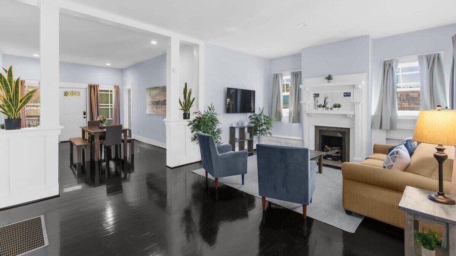 2nd Ave East Lake Craftsman