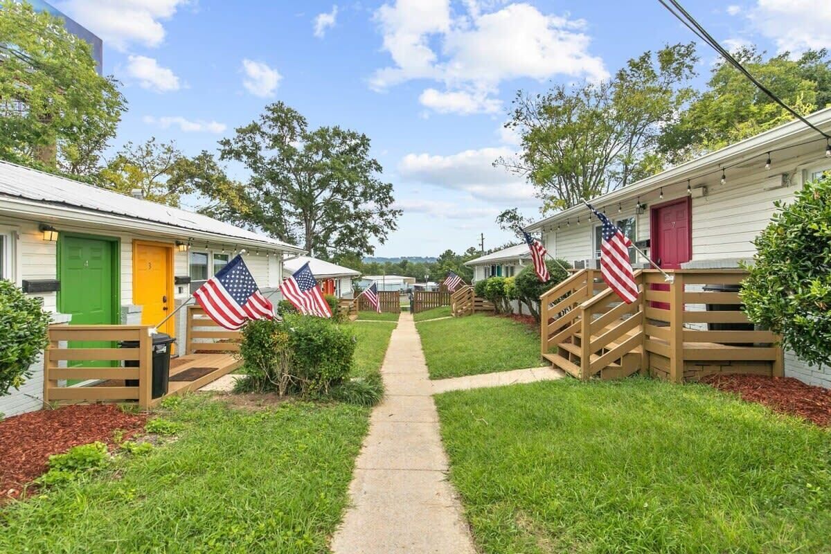 House, 1 King Bed with Sofa bed, Patio, Garden View (12th Ave The Bricks - Unit 3) | View from room