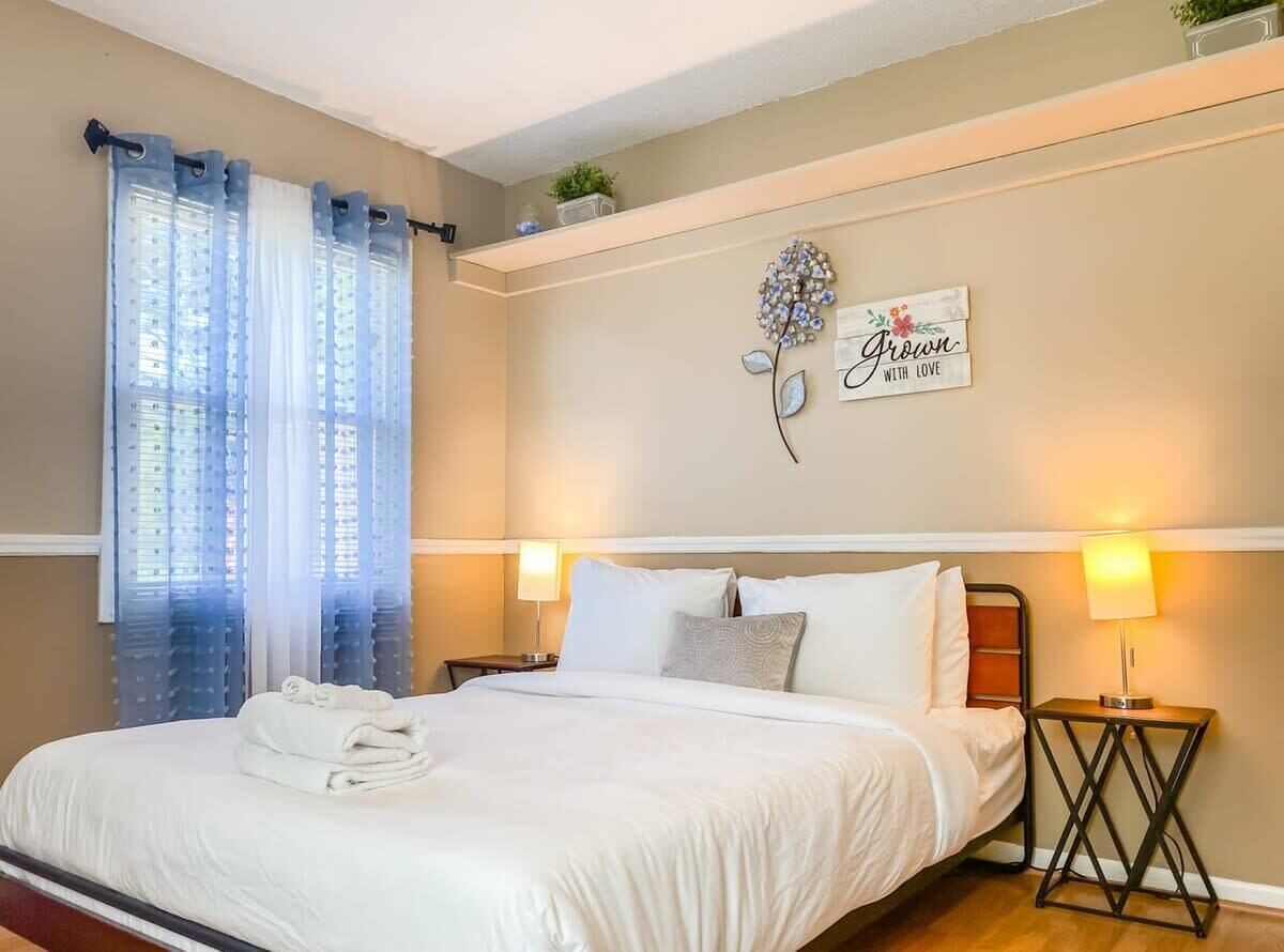 Ferienhaus, Mehrere Betten, Poolzugang, Poolblick (Mahan Splashdown) | 5 Schlafzimmer, individuell dekoriert, individuell eingerichtet