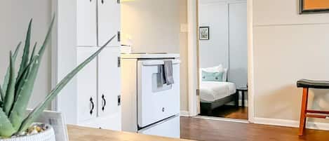 Casa, varias camas, patio, vista al jardín (Boswell Bliss 3) | Interior