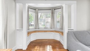 Hus, flere senger, terrasse, hageutsikt (52nd Ensley Chic) | Utsikt fra rommet