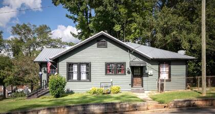 4th Ave East Lake Stunner