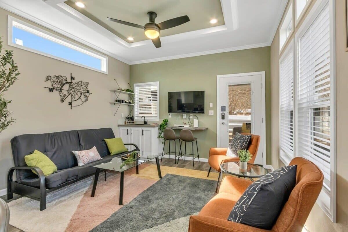 Casa, 1 cama Queen size y sofá cama, patio, vista a la montaña (Byrd 6 Cozy Byrd Nest) | Área de sala de estar