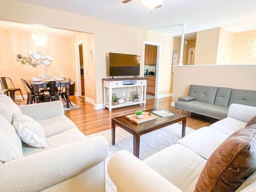 Belvoir Drive Southern Charmer