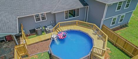 Kolam renang outdoor