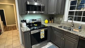 House, Multiple Beds, Pool Access, Pool View (Bethany C Lane Northwest) | Private kitchen | Coffee/tea maker