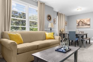 House, Multiple Beds, Patio, Garden View (Broadmoor Bungalow - Both Units) | Living area