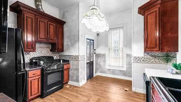 House, Multiple Beds, Pool Access, Pool View (Jefferson Ave Historic) | Private kitchen | Coffee/tea maker